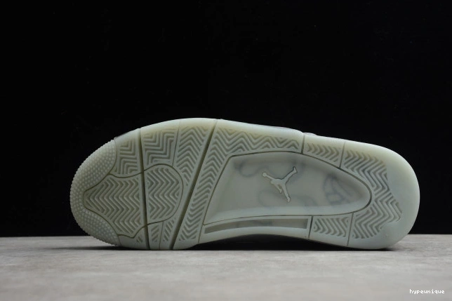 HYPE 4 930155-003 Cool Grey x KAWS Air Jordan 0714